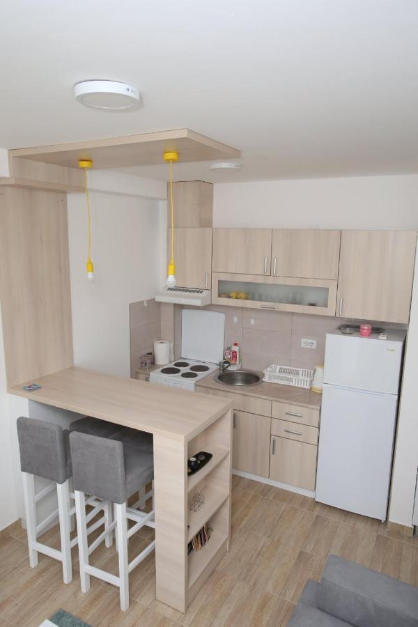 Ferienwohnung Fast Sleep & Go 3 Paraćin Exterior foto