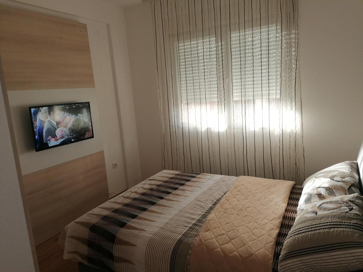 Ferienwohnung Fast Sleep & Go 3 Paraćin Exterior foto