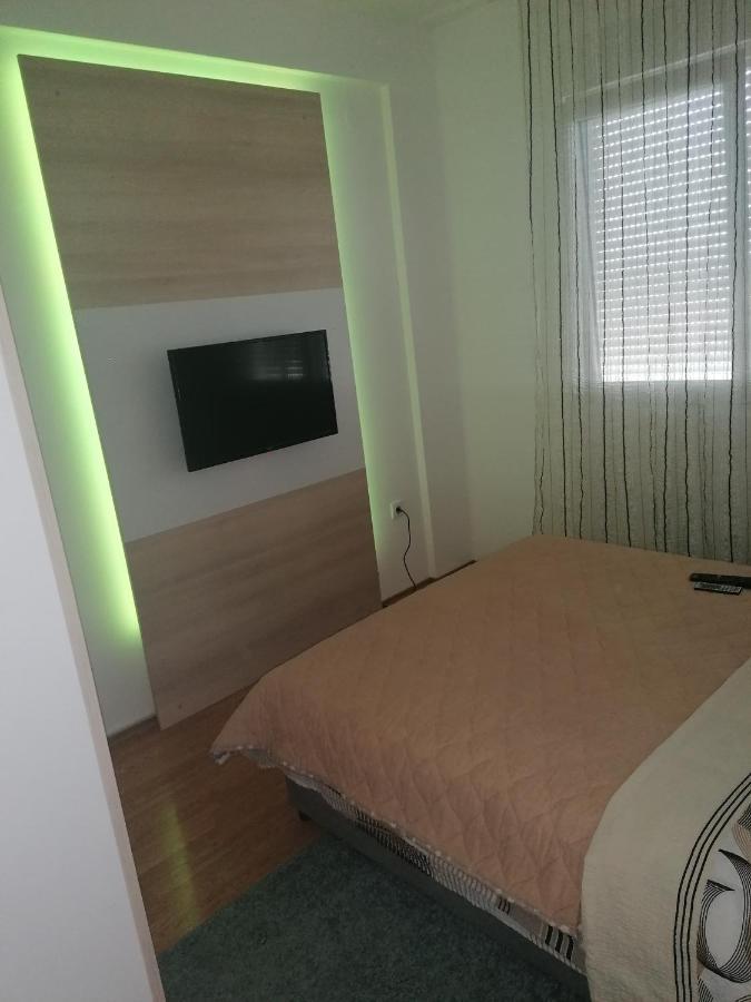 Ferienwohnung Fast Sleep & Go 3 Paraćin Exterior foto